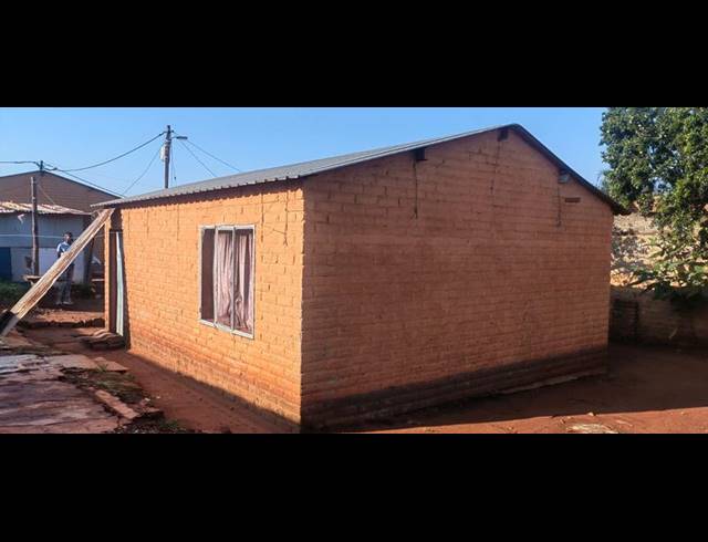 2 BEDROOM HOUSE FOR SALE IN MAMELODI EAST